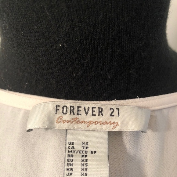 Women wrap front cream blouse, flared bottom, forever 21 contemporary brand XS - Picture 4 of 6